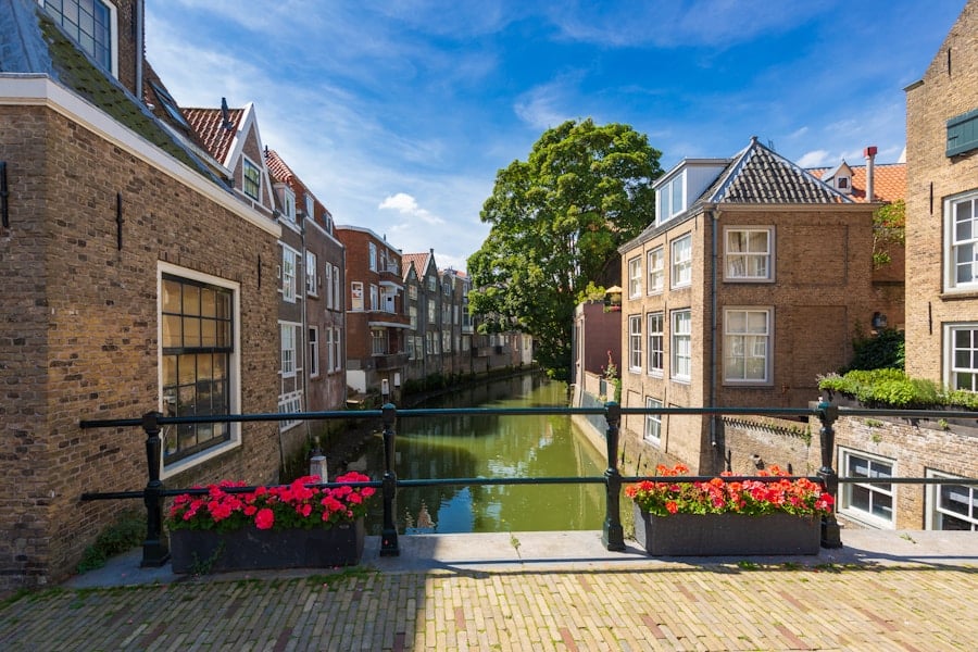 De Beste Historische Wandeltours door Nederlandse Steden