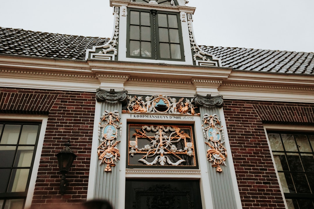 De Geschiedenis van Nederlandse Architectonische Iconen